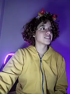 Snapshot of EmmaMelissa0521 chatting on December 2024 12:29:02 AM EmmaMelissa0521 online show from December 2024 12:29:02 AM