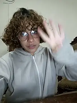 Snapshot of EmmaMelissa0521 chatting on December 2024 03:58:02 AM EmmaMelissa0521 online show from December 2024 03:58:02 AM