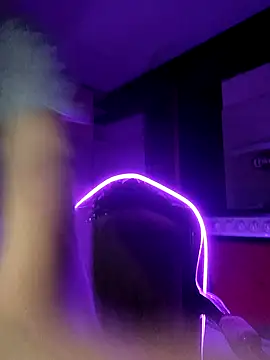 Snapshot of EmmaMelissa0521 chatting on January 2025 04:01:01 AM EmmaMelissa0521 online show from January 2025 04:01:01 AM