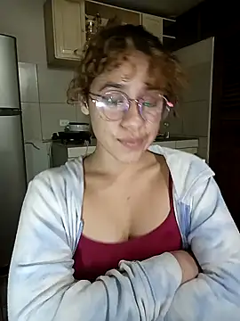 Snapshot of EmmaMelissa0521 chatting on January 2025 12:37:01 AM EmmaMelissa0521 online show from January 2025 12:37:01 AM