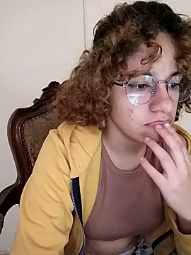 Snapshot of EmmaMelissa0521 chatting on February 2025 06:38:01 PM EmmaMelissa0521 online show from February 2025 06:38:01 PM