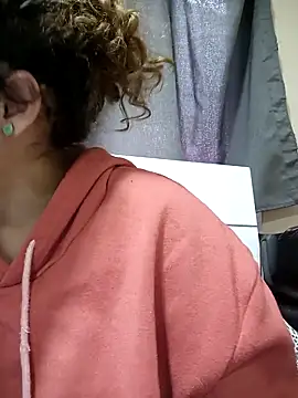 Snapshot of EmmaMelissa0521 chatting on March 2025 09:48:02 PM EmmaMelissa0521 online show from March 2025 09:48:02 PM