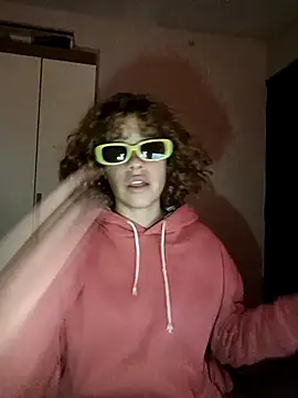 Snapshot of EmmaMelissa0521 chatting on March 2025 12:37:02 AM EmmaMelissa0521 online show from March 2025 12:37:02 AM