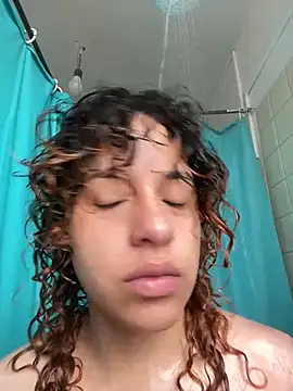 EmmaMelissa0521 online show from April 2026 01:25:02 PM