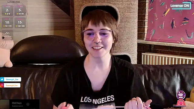 Snapshot of GamerGirl_Eve chatting on September 2025 06:11:02 PM GamerGirl Eve online show from September 2025 06:11:02 PM