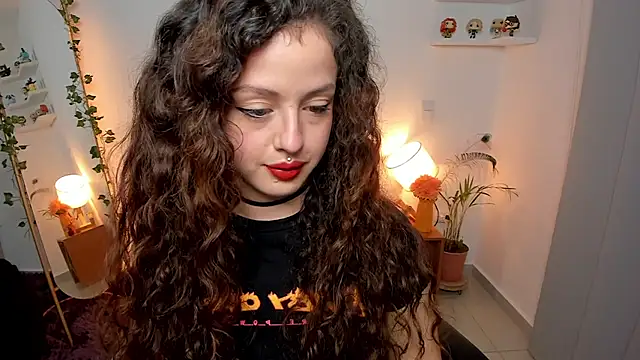 Snapshot of Cassandra_Caiin chatting on July 2026 04:52:02 AM Cassandra Caiin online show from July 2026 04:52:02 AM