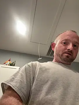 smokeymt420 online show from June 2026 02:56:01 AM