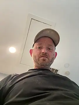 smokeymt420 online show from June 2026 08:46:02 PM