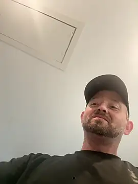 smokeymt420 online show from July 2026 07:38:02 PM