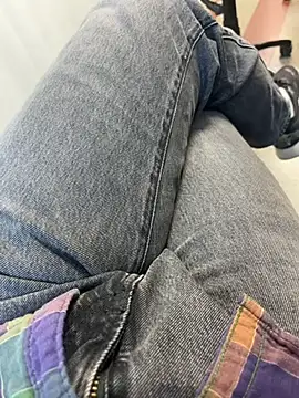 Snapshot of bigshow112 chatting on December 2024 08:16:01 AM bigshow112 online show from December 2024 08:16:01 AM