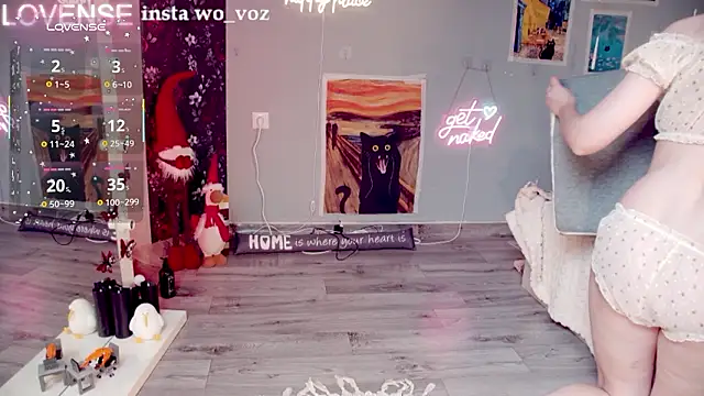 Snapshot of Careful_i_bite chatting on February 2026 08:46:02 AM Careful i bite online show from February 2026 08:46:02 AM