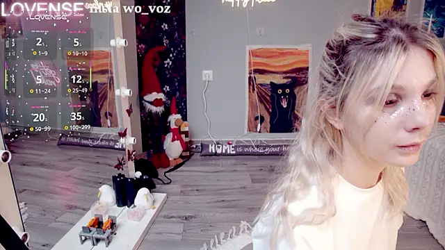 Snapshot of Careful_i_bite chatting on February 2026 05:33:02 AM Careful i bite online show from February 2026 05:33:02 AM