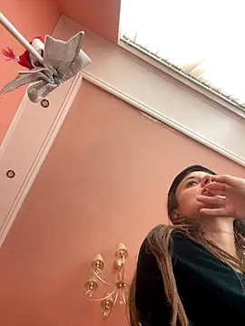 Flossy Vettie online show from November 2025 10:37:01 AM