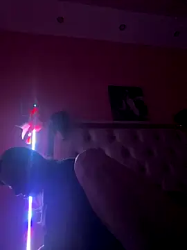 Flossy Vettie online show from November 2025 05:11:01 PM