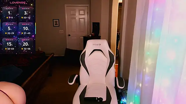 Snapshot of britteebee chatting on February 2026 05:33:02 AM britteebee online show from February 2026 05:33:02 AM