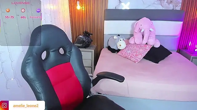 AMELIELEONE online show from January 2026 12:22:02 PM