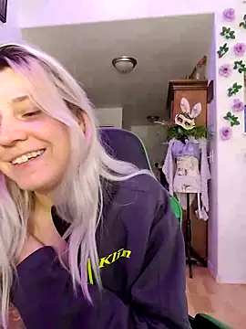 Snapshot of ScarletCallings420 chatting on March 2025 07:59:02 PM ScarletCallings420 online show from March 2025 07:59:02 PM