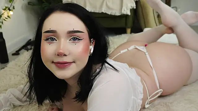 Snapshot of ScarletBlaze chatting on December 2024 06:17:02 PM ScarletBlaze online show from December 2024 06:17:02 PM