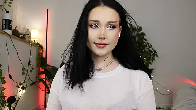 Snapshot of ScarletBlaze chatting on February 2025 06:05:01 PM ScarletBlaze online show from February 2025 06:05:01 PM