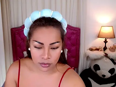 Snapshot of DreamLADYBOY chatting on September 2025 01:07:02 AM DreamLADYBOY online show from September 2025 01:07:02 AM