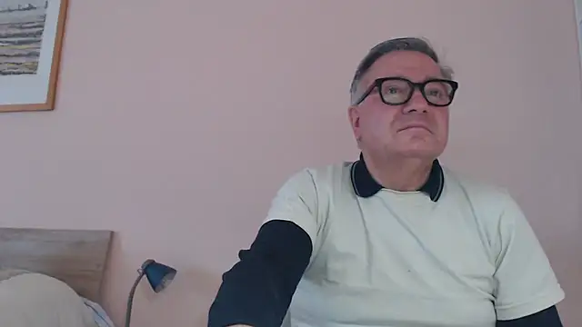 YOU6me online show from December 2025 11:28:01 AM