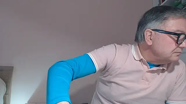 YOU6me online show from January 2026 02:11:01 PM