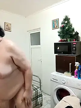 RidemerafSuzana online show from April 2026 07:21:02 PM