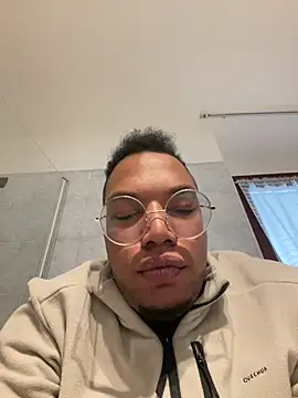 Snapshot of iamrafaelhot chatting on December 2024 12:05:02 PM iamrafaelhot online show from December 2024 12:05:02 PM