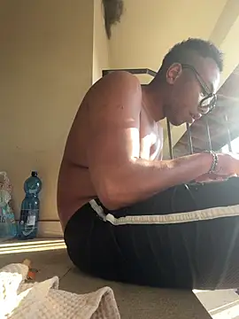 iamrafaelhot online show from April 2026 03:34:01 PM