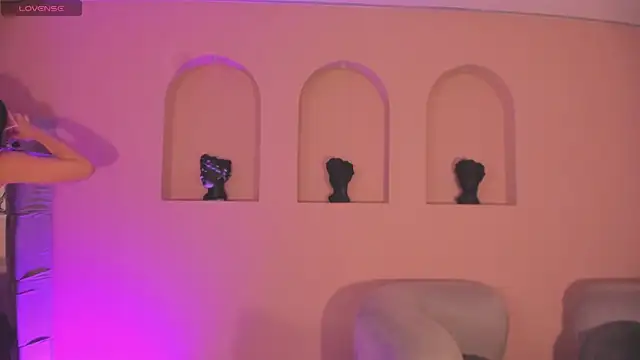 AnaDurant online show from November 2025 01:01:02 PM