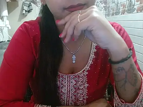 LovingPihu online show from March 2026 05:45:02 AM