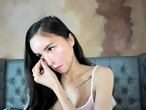 CaliAsian online show from October 2025 01:00:02 AM