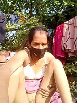 Snapshot of Mohni_Das chatting on December 2025 03:49:02 AM Mohni Das online show from December 2025 03:49:02 AM