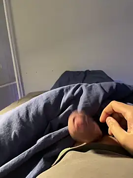 alonglongdidong online show from March 2026 11:08:02 PM