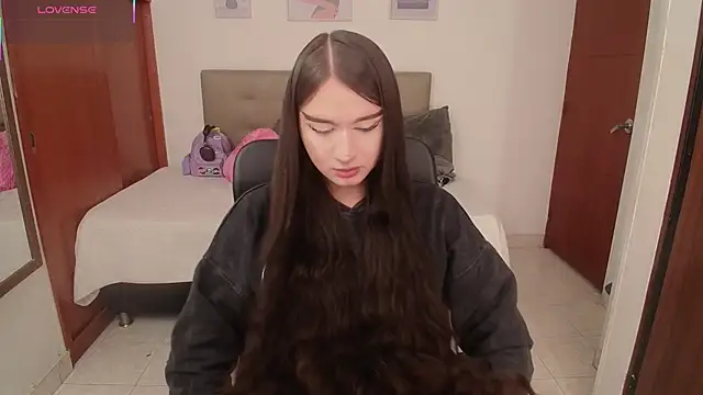 Miley Baker online show from February 2026 02:35:01 PM