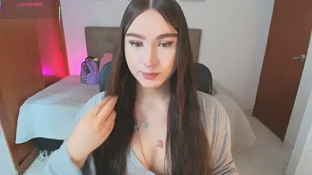 Miley Baker online show from April 2026 01:36:02 PM