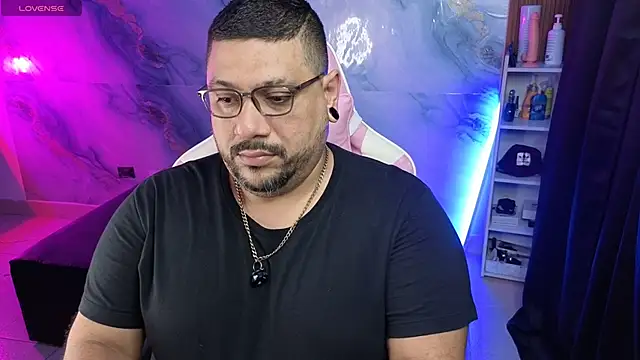 jacoob woods online show from April 2026 09:19:01 AM