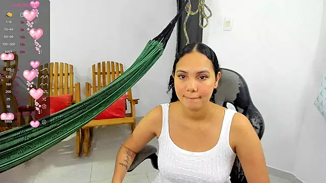 carolina  lys online show from January 2025 01:47:01 AM