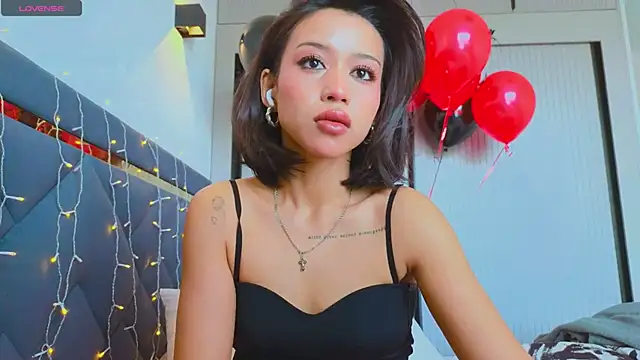 Mia Tin online show from January 2025 07:37:02 AM