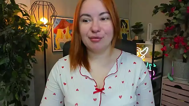 LAYLAxSTAR online show from November 2025 07:20:01 AM