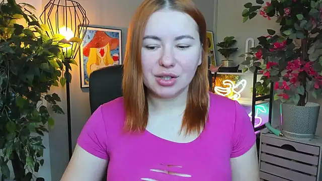 LAYLAxSTAR online show from December 2025 07:36:01 AM