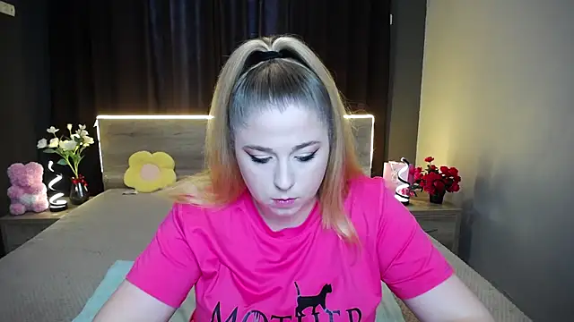 JessikaDaniel online show from November 2025 07:35:02 AM