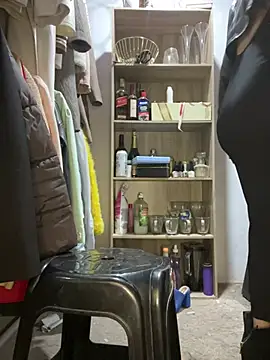 Snapshot of DulceMya6 chatting on March 2025 03:43:01 AM DulceMya6 online show from March 2025 03:43:01 AM