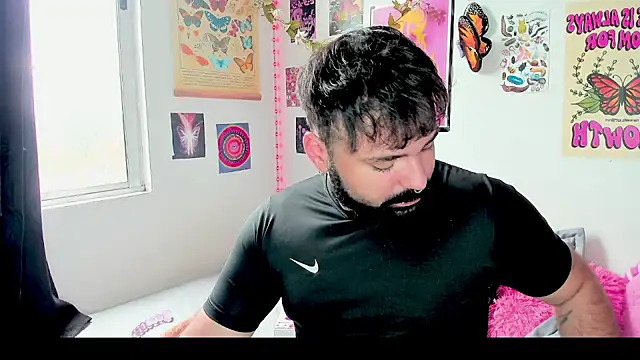 johnnyalx online show from October 2025 05:19:02 PM