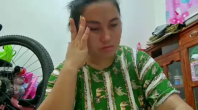 LalaiAsian online show from December 2024 05:21:02 PM