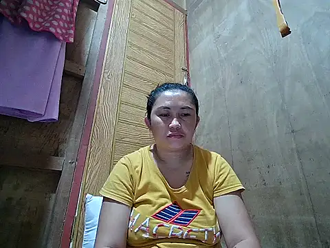 LalaiAsian online show from November 2025 12:21:02 AM