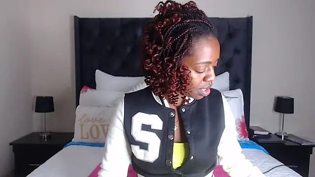 Sexynaughty Gal online show from November 2025 09:30:02 PM