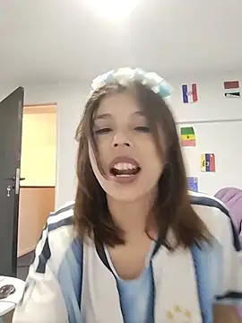 mariamac420 online show from June 2026 10:56:02 PM