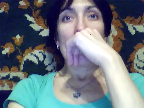 SunnyAmorre online show from November 2025 07:36:01 PM