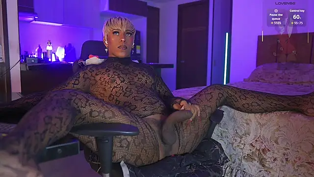 AmberRaus online show from November 2025 01:48:02 AM